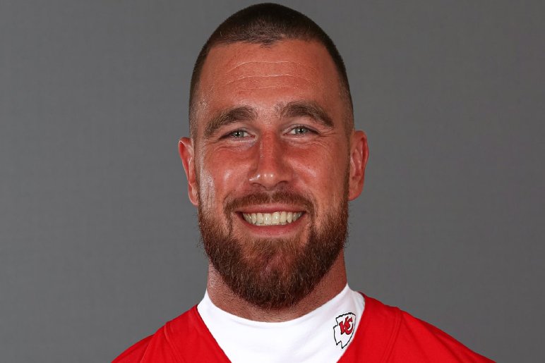  travis kelce net worth